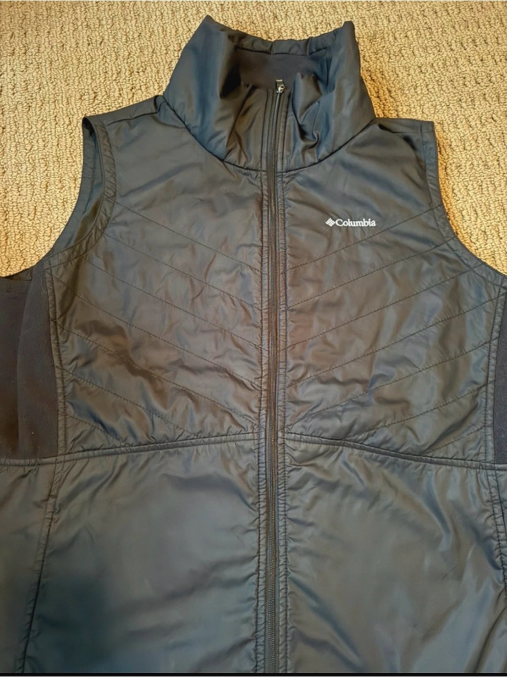 Women’s Columbia Black Quilted Vest